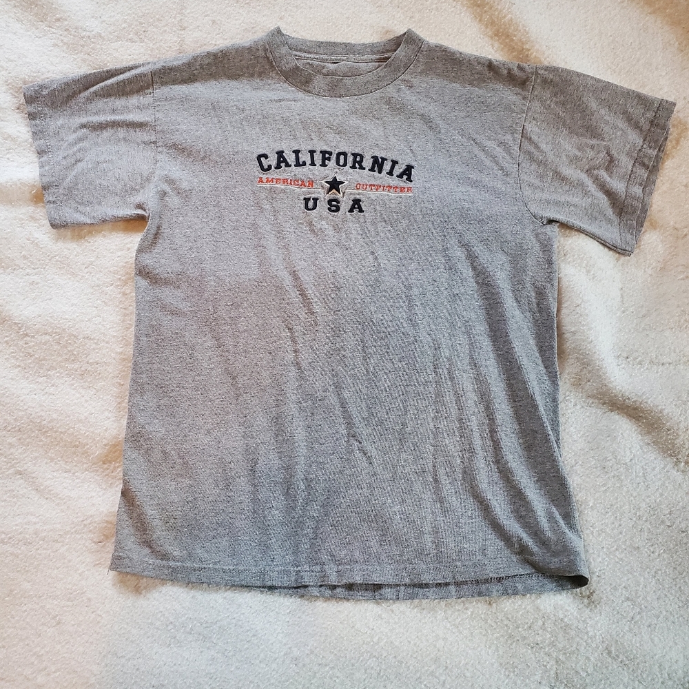 California USA American Outfitter Distressed T-Shirt, Sz M/L